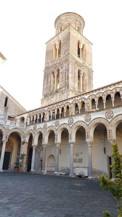 B&B Salerno Al Duomo Luaran gambar
